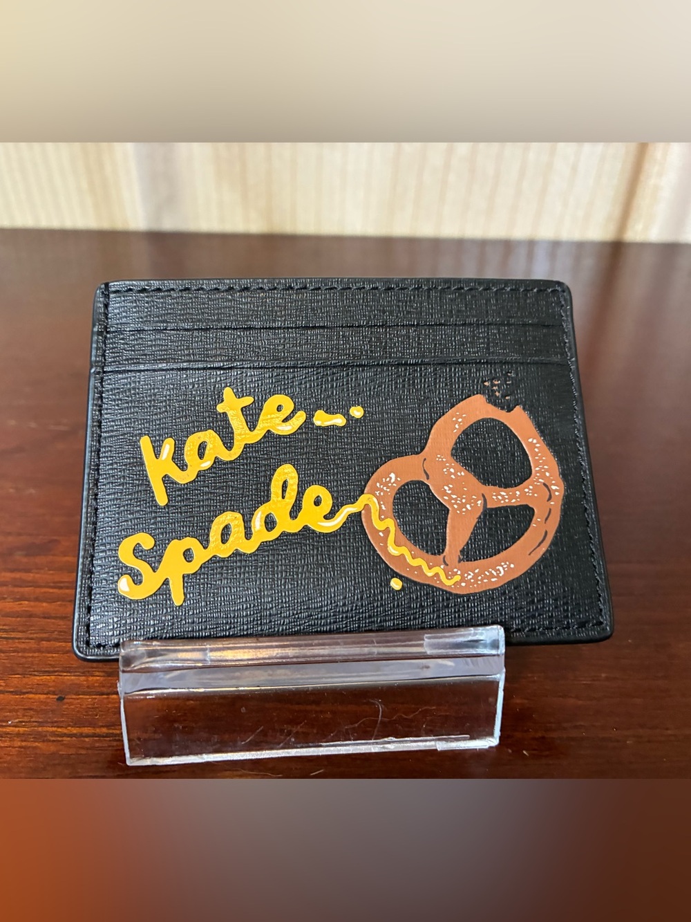kate spade Big Apple Pretzel Card Holder NWT